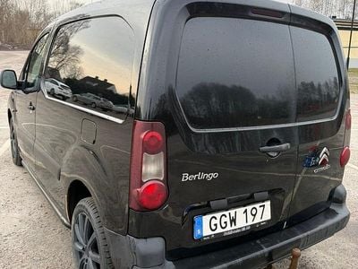 Begagnad Citroën Berlingo 75 HK (55 kW) 2014 Minibuss