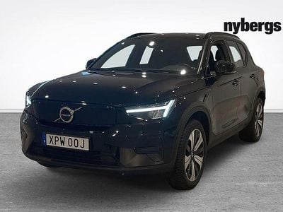 Begagnad Volvo XC40 Core 185 kW (252 HK) 2022 Svart SUV