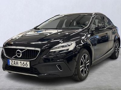 Svart Begagnad 2018 Volvo V40 CC Business Edition Kombi | 179 800 kr (Lite dyr)