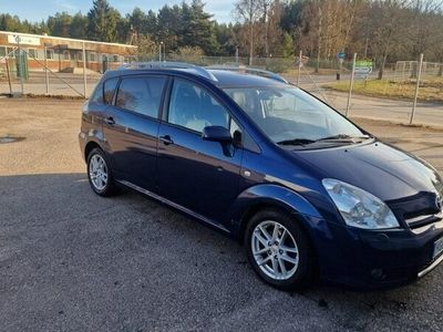 begagnad Toyota Corolla Verso 2.2 D-4D Euro 4