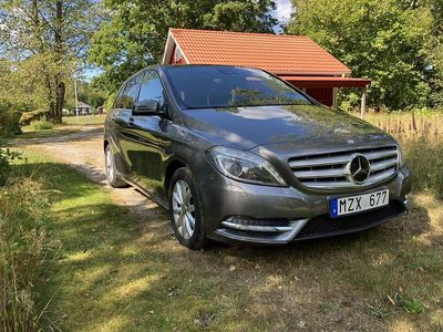 Mercedes B200