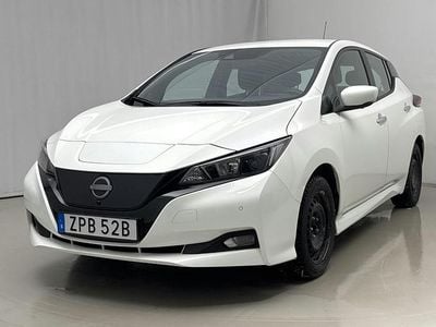Vit Begagnad 2022 Nissan Leaf Halvkombi | 159 000 kr (Bra pris)