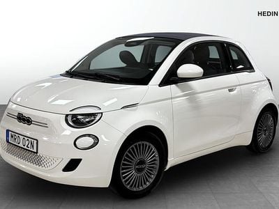 Vit Begagnad 2022 Fiat 500e Icon Halvkombi | 179 900 kr (Marknadspris)