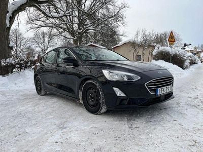 Begagnad 2018 Ford Focus Titanium Halvkombi | 120 000 kr (Marknadspris)