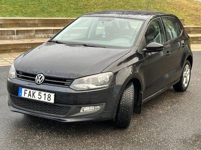 Svart Begagnad 2012 VW Polo Halvkombi | 47 000 kr (Marknadspris)