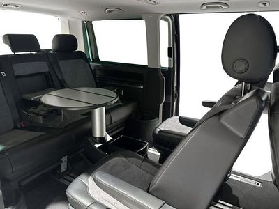 Grå Begagnad 2021 VW Multivan Van | 549 000 kr