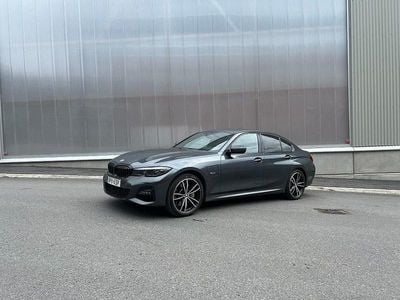BMW 330e