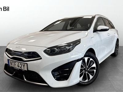 Vit Begagnad 2022 Kia Ceed Sportswagon Kombi | 249 900 kr (Marknadspris)