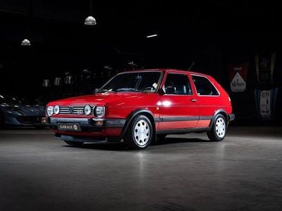 Röd Begagnad 1988 VW Golf II GTI Halvkombi | 499 016 kr