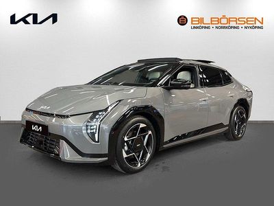 Grå Ny 2026 Kia EV4 GT-Line Halvkombi | 590 648 kr (Marknadspris)