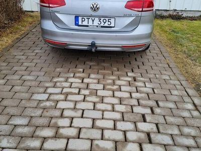 begagnad VW Passat Sportscombi 2.0 TDI Executive Euro 6