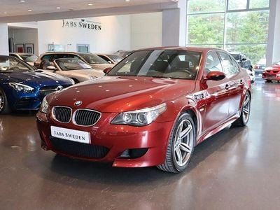 Begagnad BMW M5 508 HK (373 kW) 2006 Röd Sedan