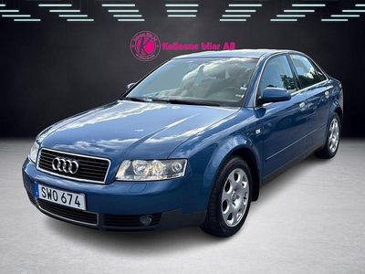 Blå Begagnad 2001 Audi A4 Sedan | 36 900 kr (Marknadspris)