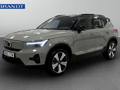 Grön Begagnad 2023 Volvo XC40 Plus SUV | 369 900 kr