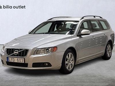 Begagnad Volvo V70 Momentum 114 HK (83 kW) 2011 Lgrå Kombi