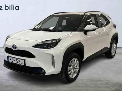 Vit Begagnad 2022 Toyota Yaris Cross SUV | 259 900 kr (Marknadspris)