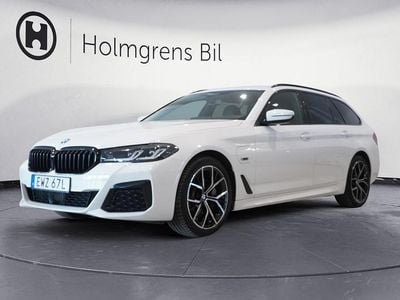 Begagnad BMW 530 M Sport 184 HK (135 kW) 2022 Alpinvit Kombi