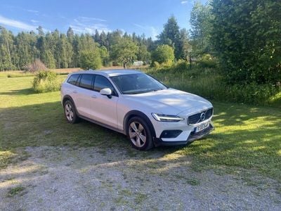 Volvo V60 CC
