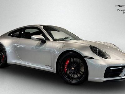 Porsche 911 Carrera GTS