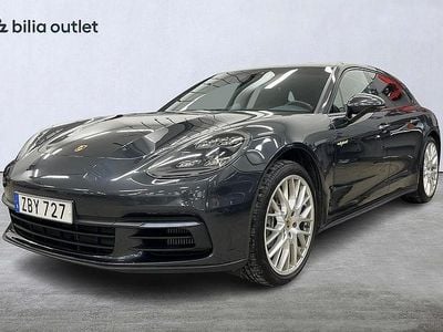 Grå Begagnad 2017 Porsche Panamera Sport Turismo Kombi | 569 900 kr (Marknadspris)