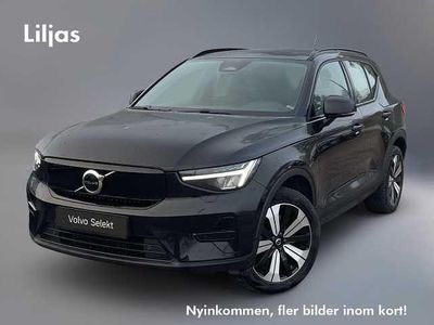 Svart Begagnad 2022 Volvo XC40 Core SUV | 319 000 kr
