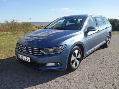 Blå Begagnad 2015 VW Passat Kombi | 119 000 kr (Marknadspris)