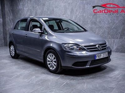 Grå Begagnad 2007 VW Golf Plus Cross Trendline Minibuss | 59 800 kr (Marknadspris)