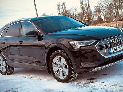 Svart Begagnad 2020 Audi e-tron Proline SUV | 289 000 kr (Dyr)