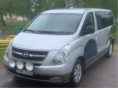 Hyundai H-1
