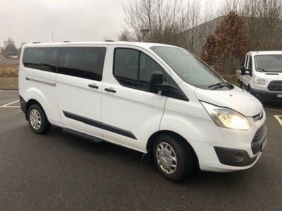 Vit Begagnad 2016 Ford Transit Custom Kombi | 195 000 kr