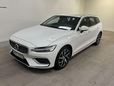 Vit Begagnad 2020 Volvo V60 Inscription Kombi | 299 900 kr (Bra pris)