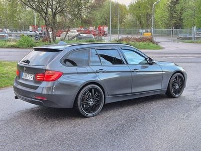 Begagnad BMW 320 184 HK (135 kW) 2015 Kombi