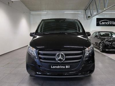 Svart Ny 2025 Mercedes Vito Van | 668 750 kr