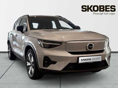 Begagnad Volvo XC40 Plus 175 kW (238 HK) 2023 Silver SUV