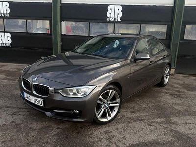 Begagnad BMW 328 Sport Line 245 HK (180 kW) 2013 Brun Sedan
