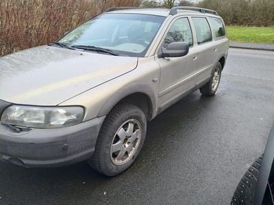 Begagnad 2001 Volvo XC70 | 15 000 kr (Superpris)