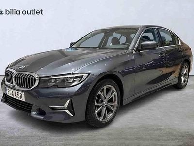 Grå Begagnad 2020 BMW 320 Sedan | 334 900 kr (Marknadspris)