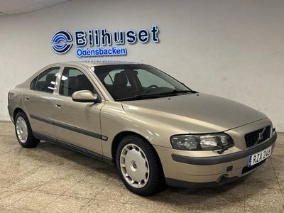 Brun Begagnad 2001 Volvo S60 Sedan | 29 900 kr (Marknadspris)