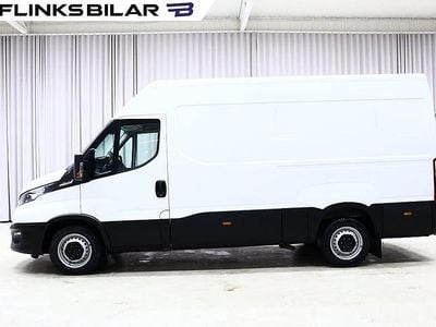 Vit Begagnad 2023 Iveco Daily Van | 378 750 kr (Marknadspris)
