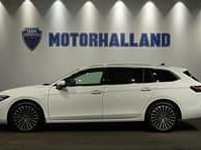 Vit Begagnad 2024 VW Passat Elegance Kombi | 489 900 kr