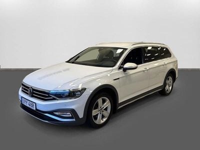 Begagnad VW Passat Alltrack 200 HK (147 kW) 2022 Vit Kombi