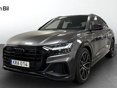 Daytonagrå pärleffekt Begagnad 2022 Audi Q8 S-Line SUV | 799 000 kr (Dyr)