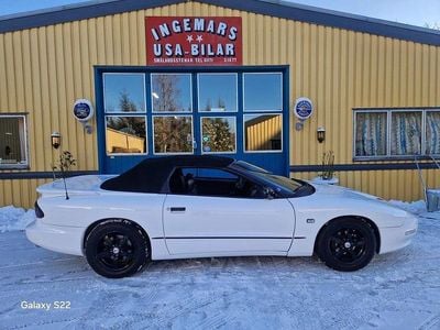 Begagnad Pontiac Firebird 148 HK (108 kW) 1995 Vit Cab