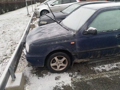 Begagnad 1996 VW Golf III Halvkombi | 10 000 kr