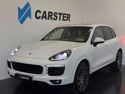 Vit Begagnad 2016 Porsche Cayenne Platinum Edition SUV | 339 900 kr (Lite dyr)