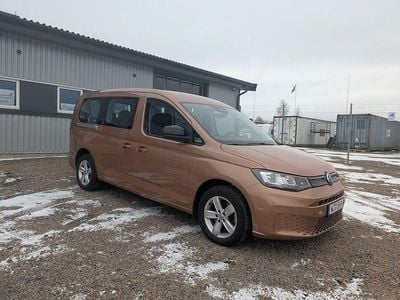 Orange Begagnad 2022 VW Caddy Maxi Life Life Minibuss | 299 900 kr
