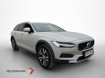 Begagnad Volvo V90 CC 197 HK (144 kW) 2021 Vit Kombi
