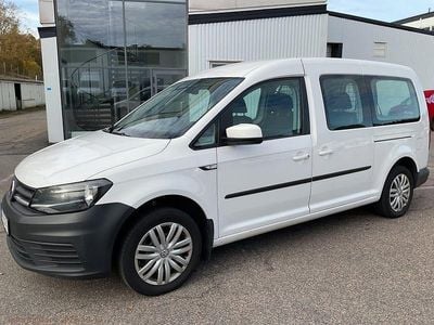 Vit Begagnad 2016 VW Caddy Maxi Life Life Minibuss | 79 999 kr (Superpris)
