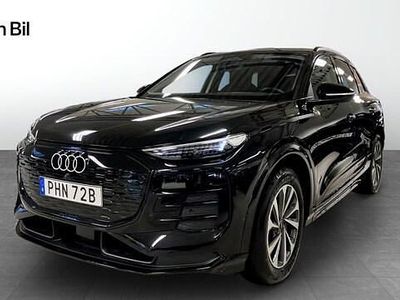 Svart Begagnad 2025 Audi Q6 e-tron Performance SUV | 679 000 kr