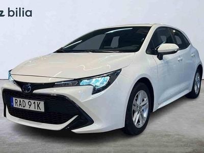 Begagnad Toyota Corolla Hybrid 2022 Vit Halvkombi